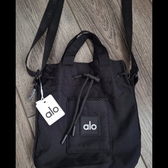 ALO Yoga Handbags - ALO Yoga Black Crossbody Bag